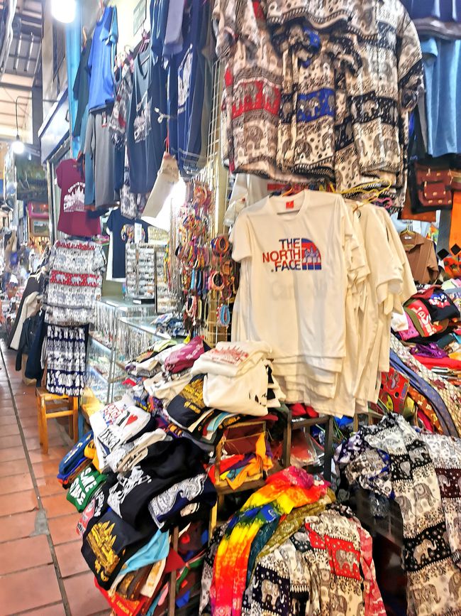 ... Clothes galore ... including original Northface T-shirt for $3