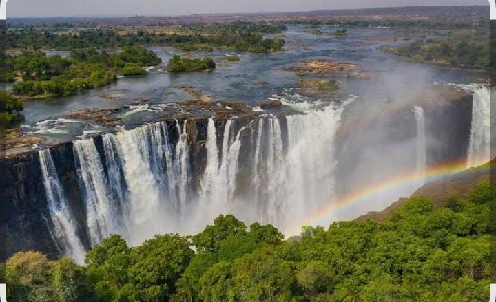 CHIRORODZIVA TOURS

 "Explore Zimbabwe 🇿🇼  The right way"