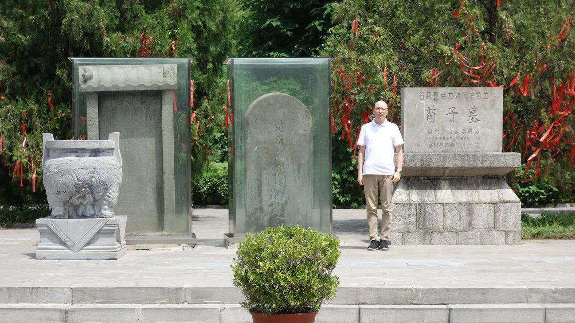 Xunzi Mausoleum