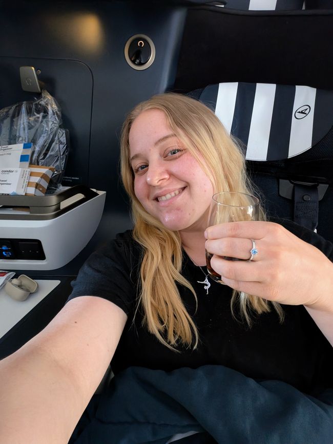 Capitolo uno ✈️
(Alla ricerca di nuove rive)