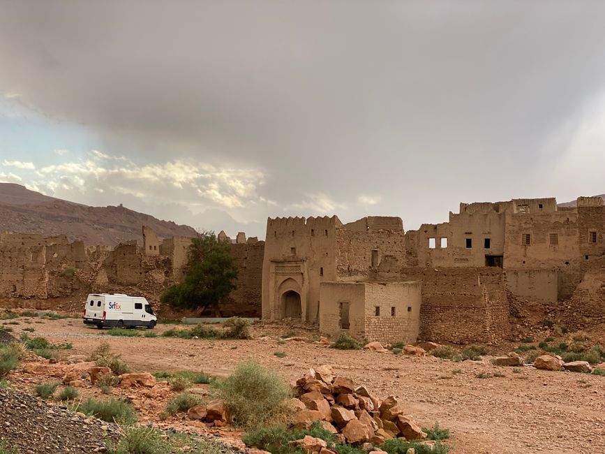 Next to the Berber village, there is a kasbah, a decaying fortress made of a clay/straw/stone mixture