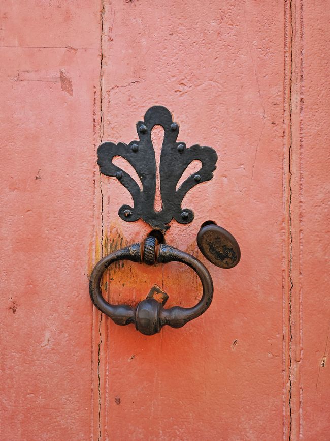 Poignée de porte au 24 Rue de l'Émpereur.