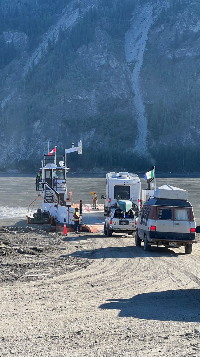 Ferry a Dawson City