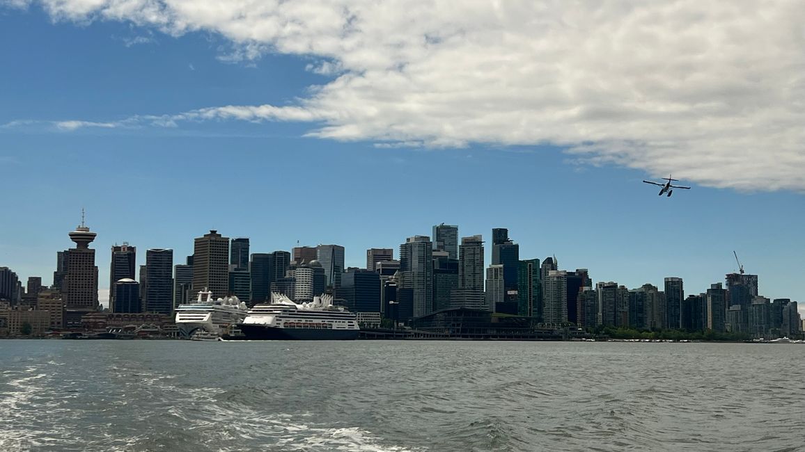 View from the ferry to Downtown Vancouver - seaplane included :)