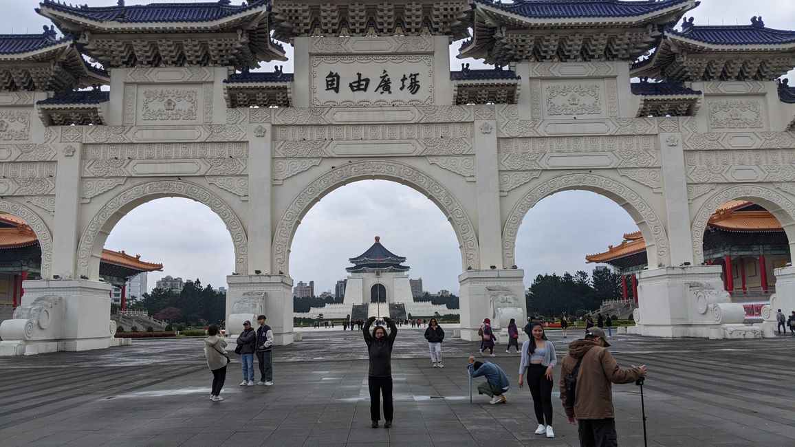 Taipéi / Salón Conmemorativo de Chiang Kai-shek / Plaza de la Paz