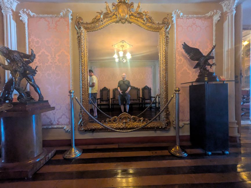 Manaus- und ewig singt das Opernhaus