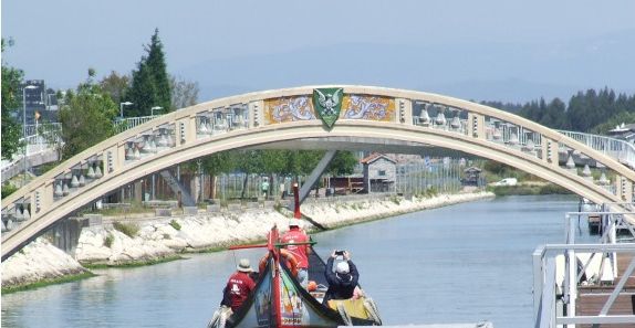 Puente de Caballos, Canal de São Roque