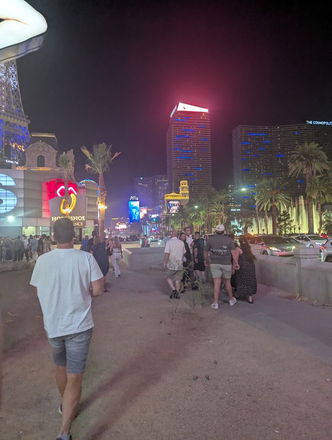 Kalifornien 2025, Tag 11, Still on the Road (Bakersfield - Las Vegas) und Death Valley ☠️
