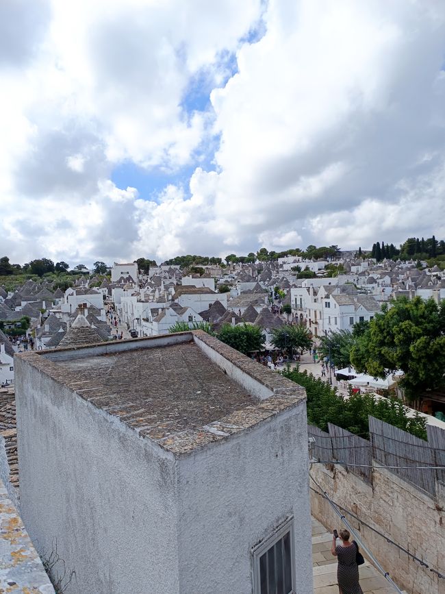 Alberobello, die Stadt aus weißen Zipfelmützen