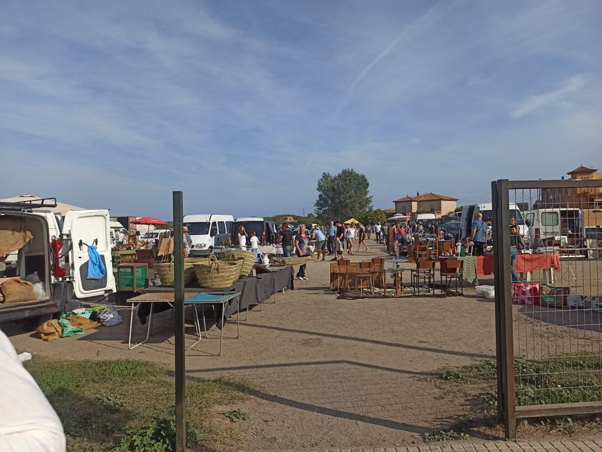 Mercadillo de 2ª mano "l'Encant de l'Empordà" (Verges, Baix Empordà, Girona)