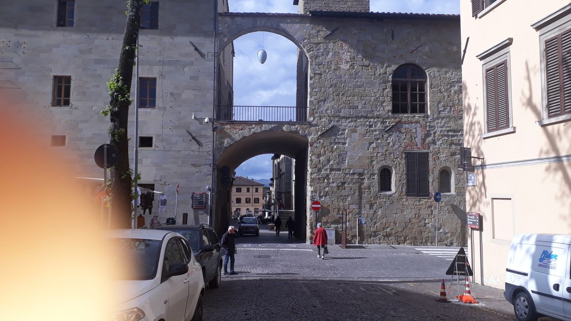 A strange arrangement of archways in the old town of Sansepolcro