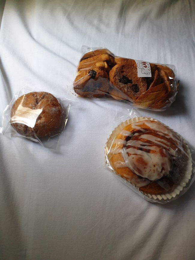 Leckeres Gebäck und immer schön extra verpackt.