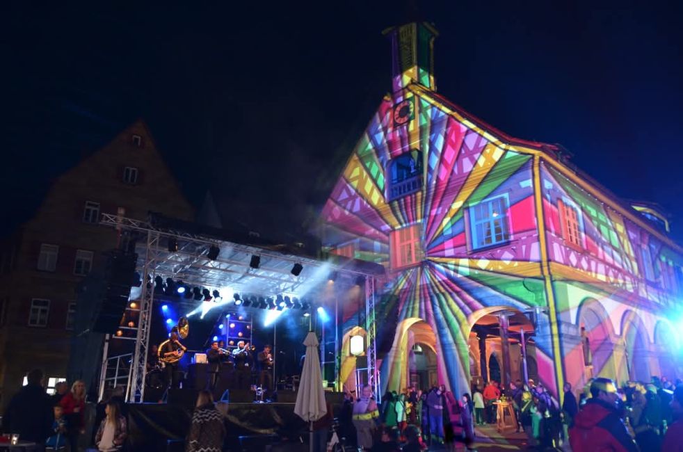 Fachwerk, Kunst und Kettensägen