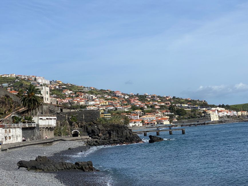 Blick entland des Küstenwegs