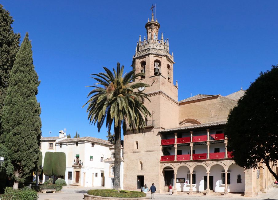 Die Hauptkirche hier in Ronda heißt Maria la Mayor.