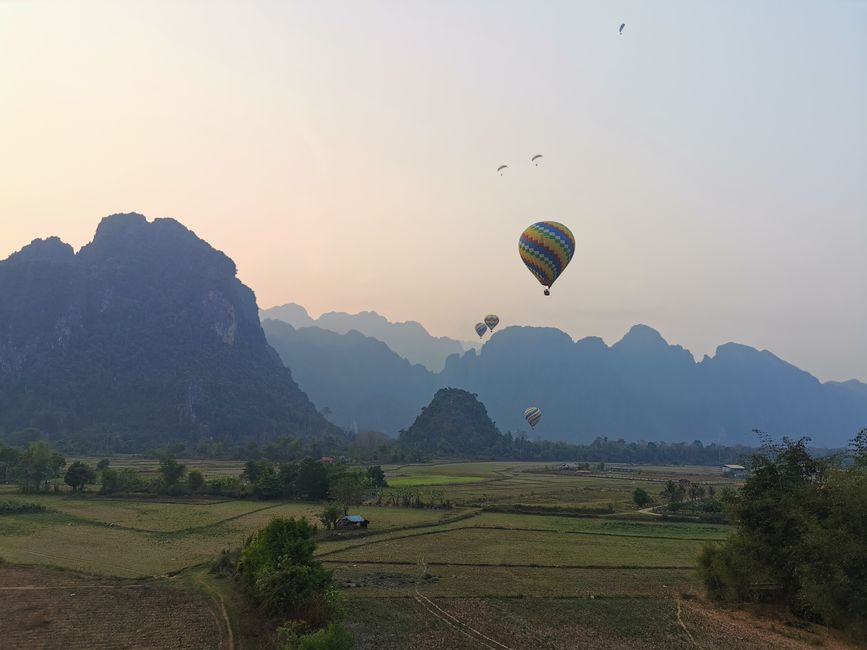 Continuing the journey to Vang Vieng - Hike to the Silver Cross Viewpoint and hot air balloon ride