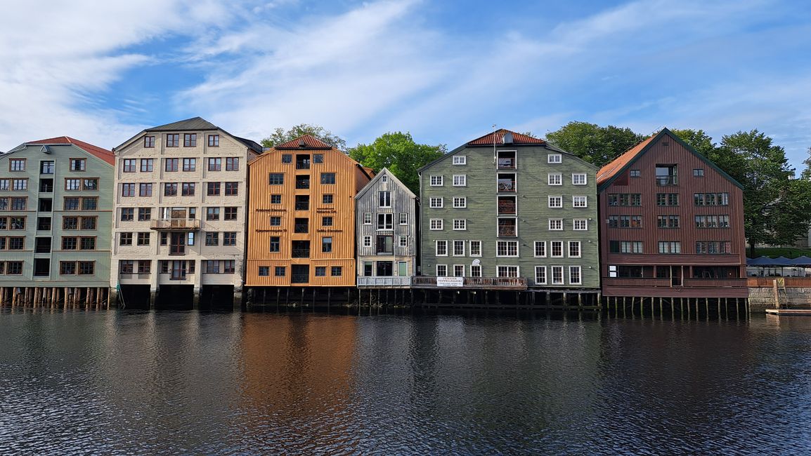 Vue sur la Nidelva depuis Bakklandet