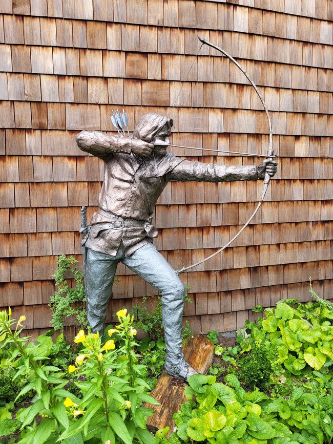 Robin Hood Statue