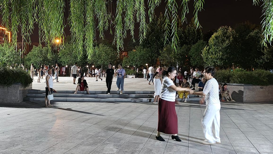 Community im Xingye-Park