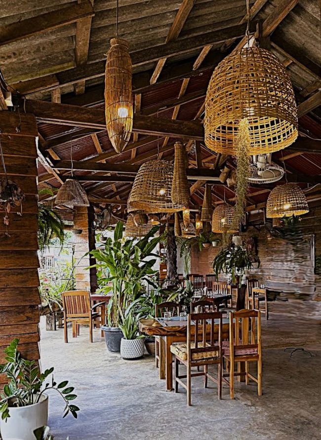 Vang Vieng, Golden Bamboo Restaurant