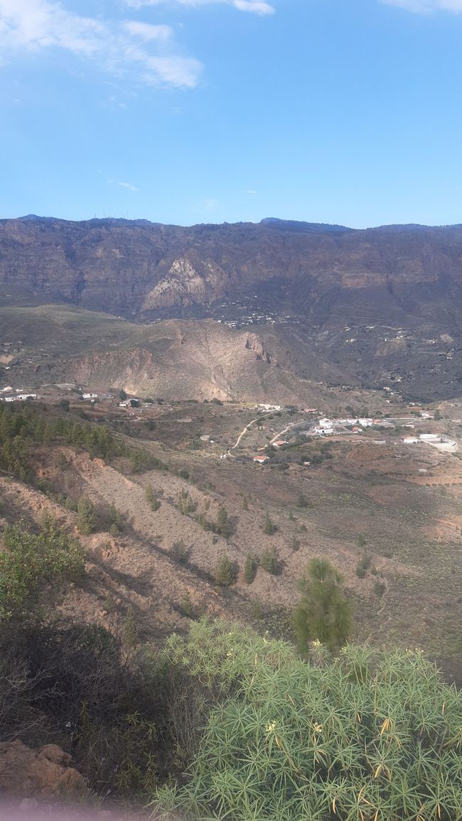 Montañas con pequeños pueblos