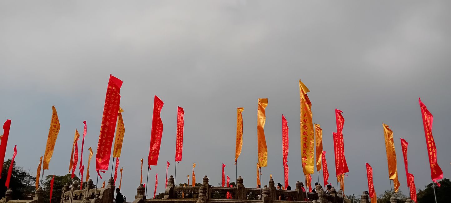 Buddha di Tian Tan