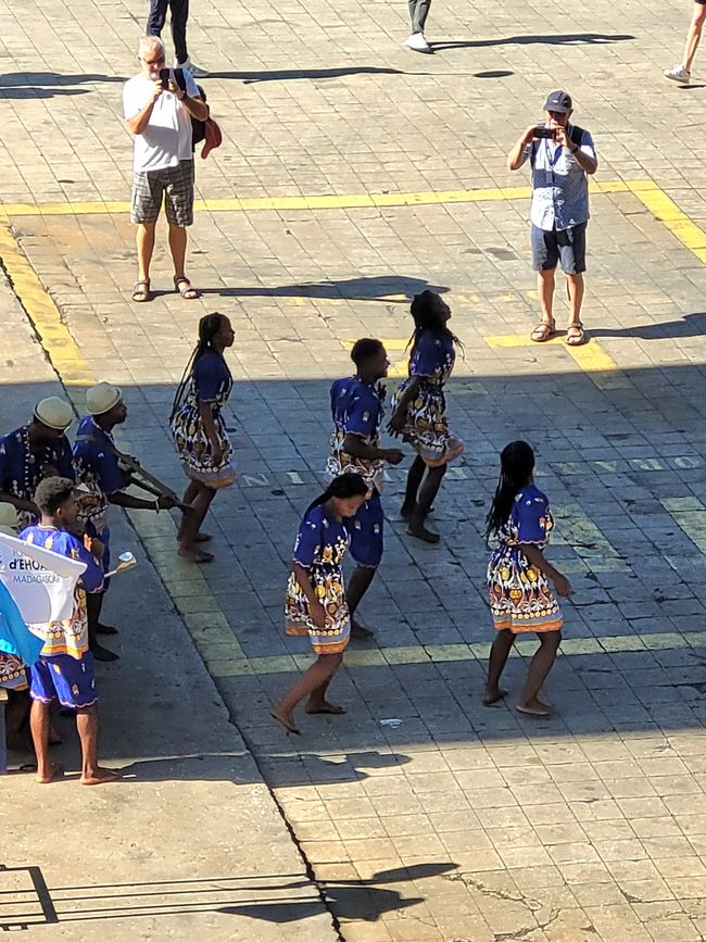 Día 136 de 175: Crucero alrededor del mundo - Puerto de Ehoala/Madagascar