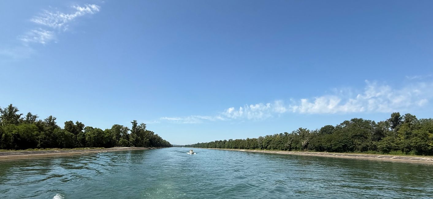im Grand Canal d'Alsace, Rheinseitenkanal