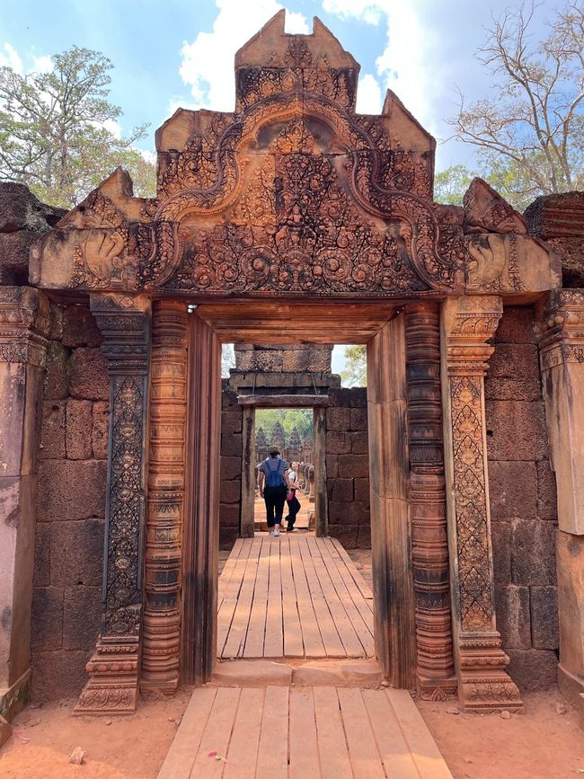 Banteay Srei Tempel (Lady Tempel) 