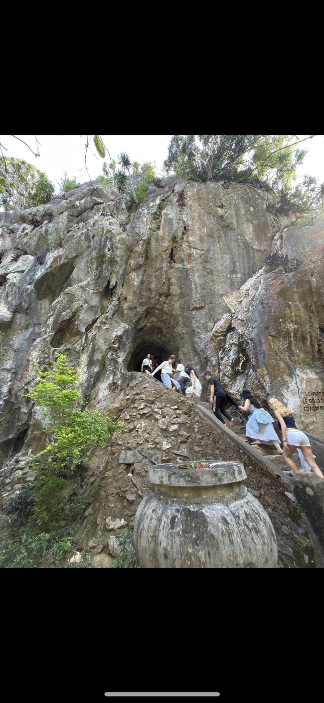 Entrée de la grotte