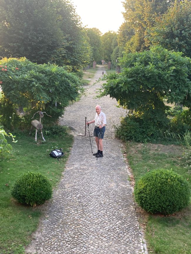 Caryatids and a very personal tour at
"Gut Boltenhof"
in Brandenburg