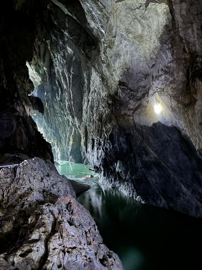 Phong Nha Nationalpark - Ruc Mon Cave 