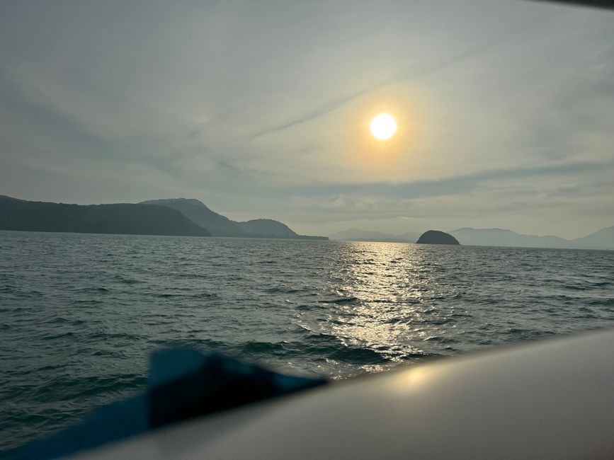 Isla Phi Phi/Tour en barco