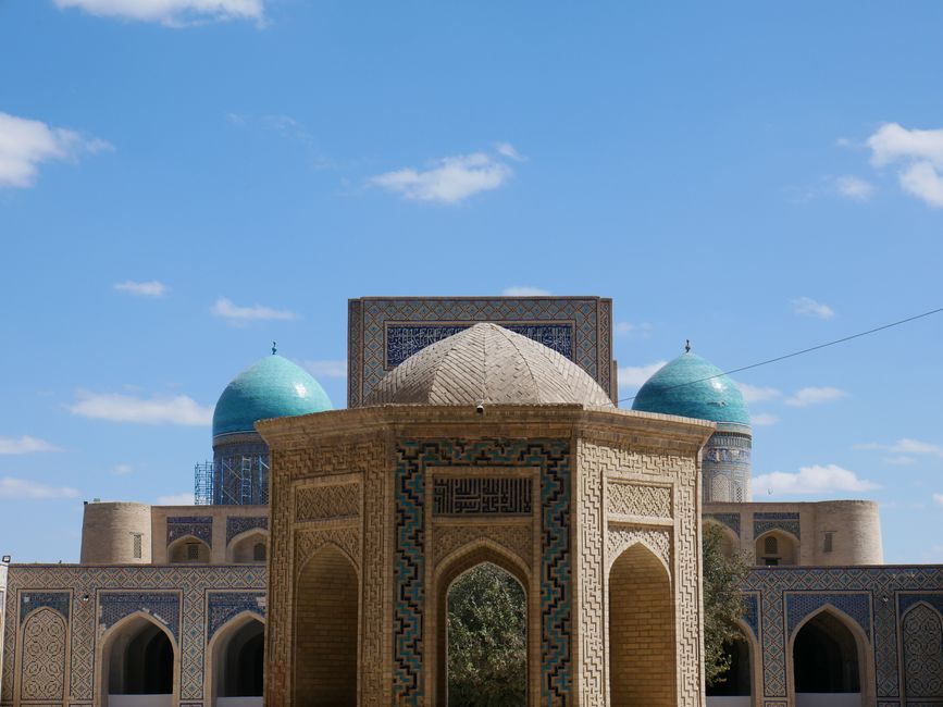 Bukhara – Tre giorni nella città nel deserto lungo la Via della Seta