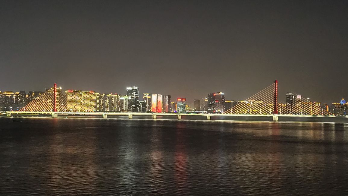 Brücke über den Qiantang Fluss