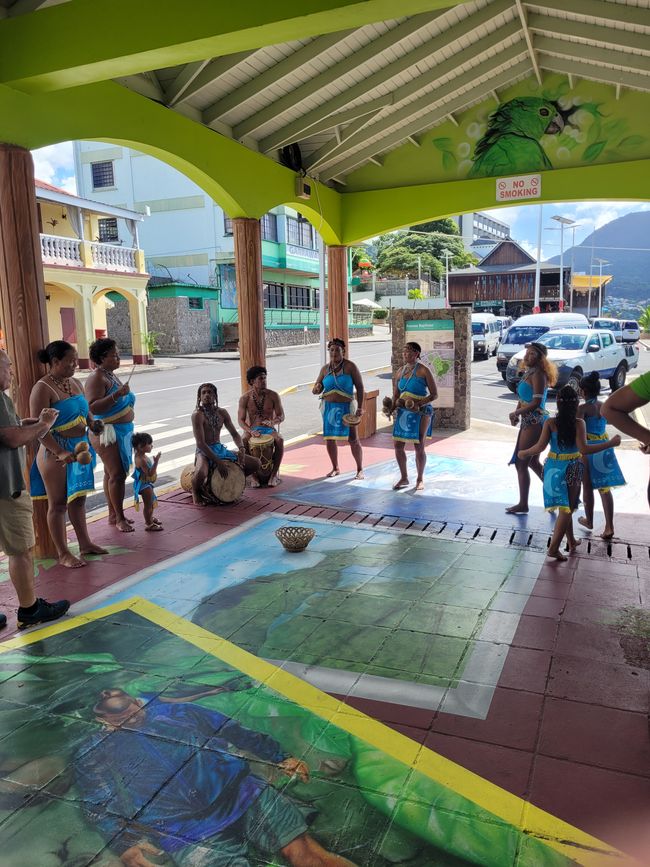 Tag 22 von 175: Kreuzfahrt rund um die Welt - Roseau/Dominica