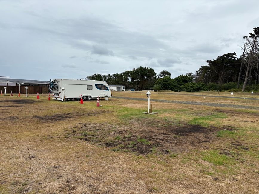 The most famous beach and the bleakest campsite in New Zealand - 90 Mile Beach