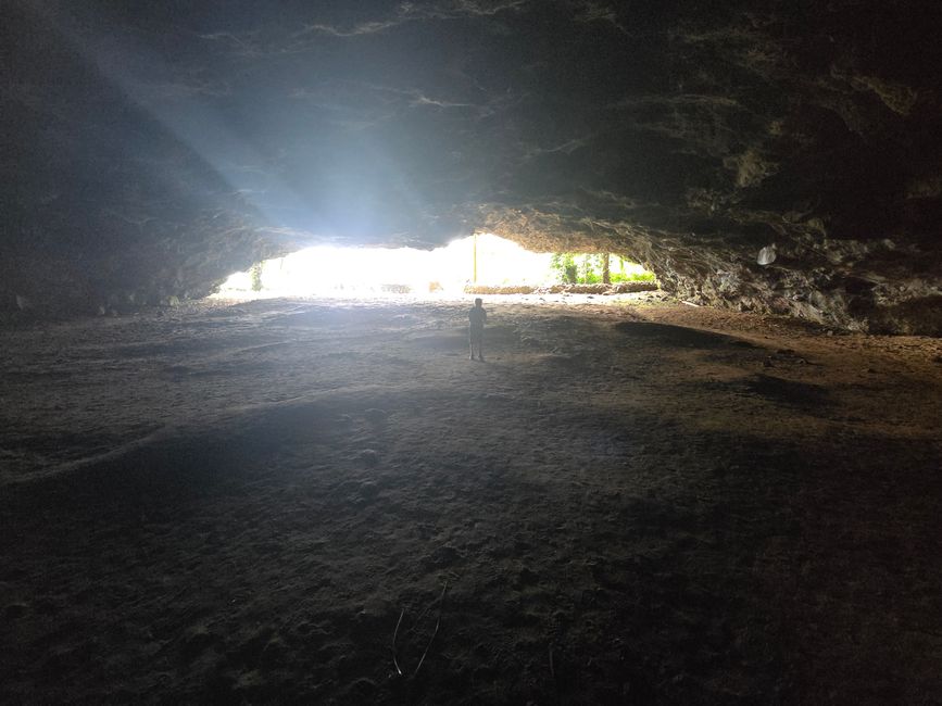 Maniniholo Dry Cave