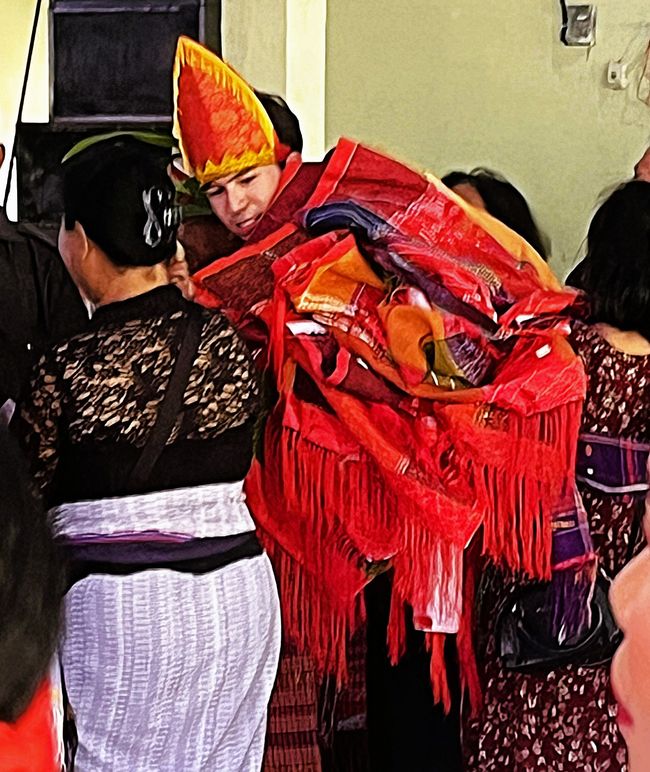 Batak Funeral, Grandchild Showered with Ulos