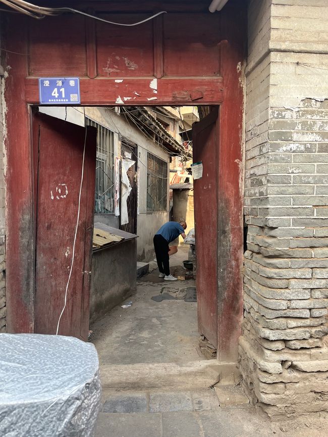 Vista in un cortile nella città vecchia