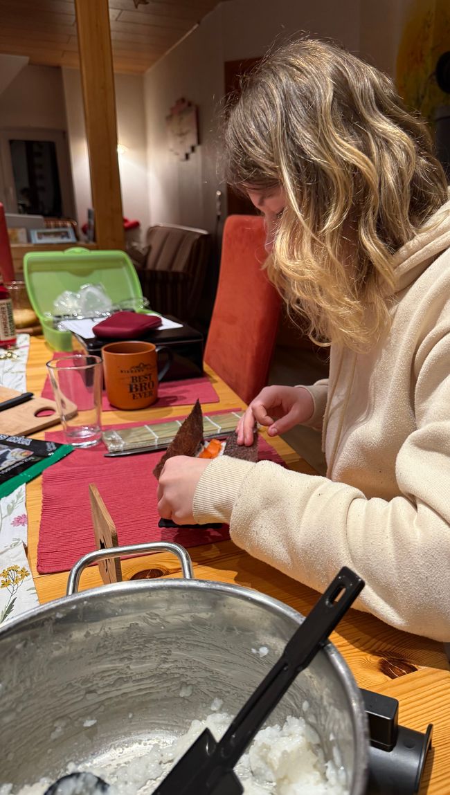 Sushi machen/ making sushi