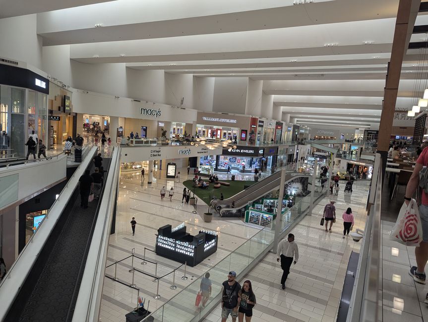 Kalifornien 2025, Tag 4, Shopping In Westchester, Griffith Observatory und Glendale