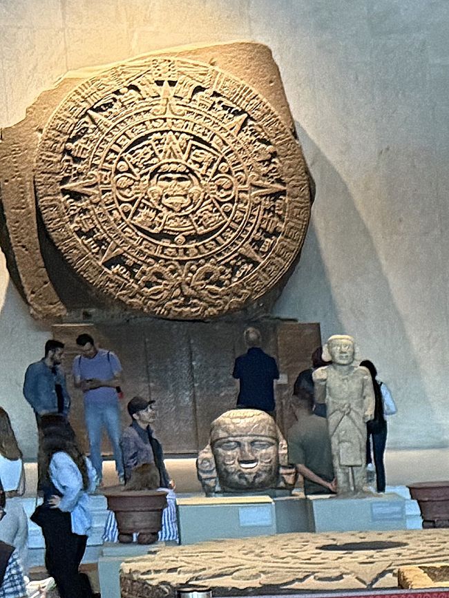 Piedra del sol azteca