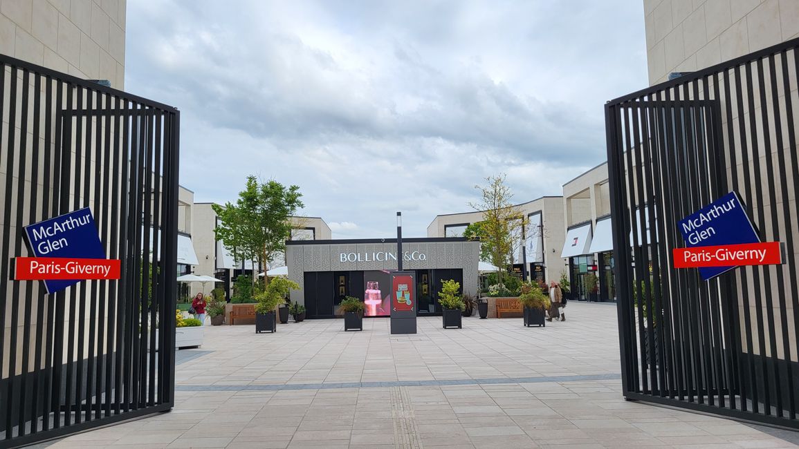 Outlet Center