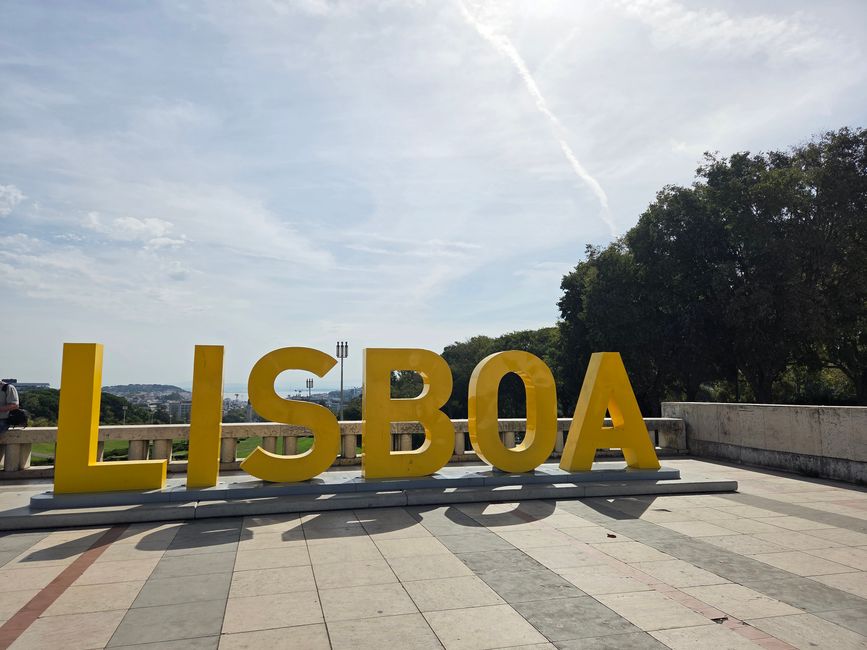 Gelb, alt und unwiderstehlich: Meine Panoramafahrt durch Lissabon