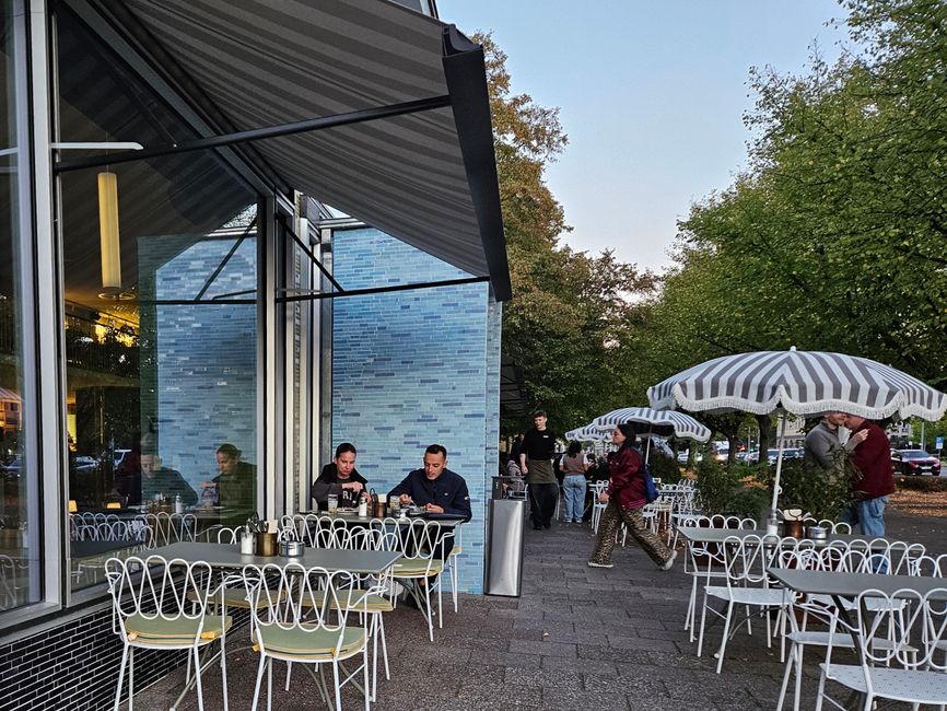 Mokka-Milch-Eisbar