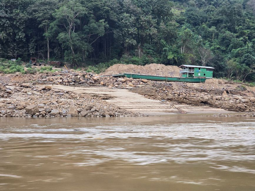 Auf dem Mekong von Luang Prabang nach Ban Houayxay
