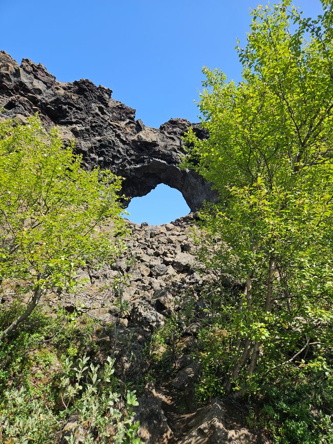 Dimmuborgir Lavabrücke
