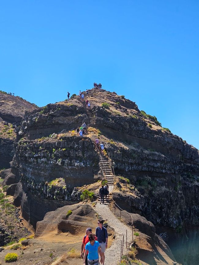 Tag 12: Dem Himmel so nah -  Pico do Areeio
