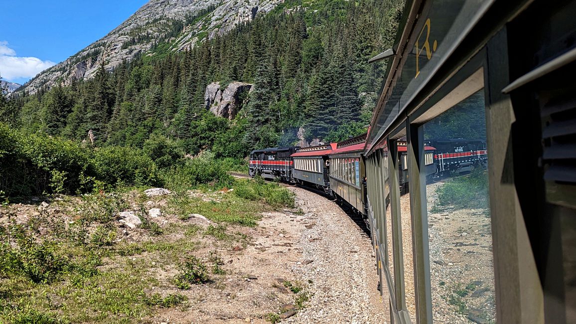 Tag 22: Off to Alaska! A landslide, the White Pass & long trains